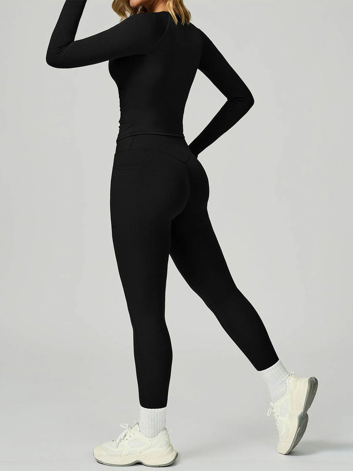 Sport Set with Long Sleeve Crew Neck T-Shirt and Legging - Artadvier