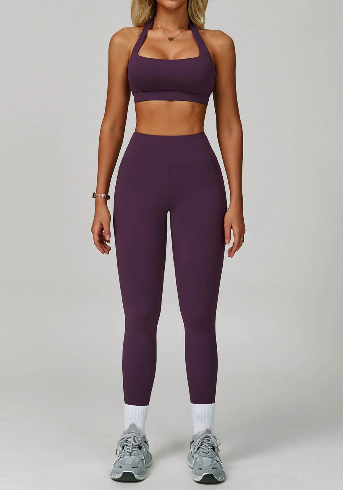 Activewear Set with Halter Sports Bra and Legging - Artadvier
