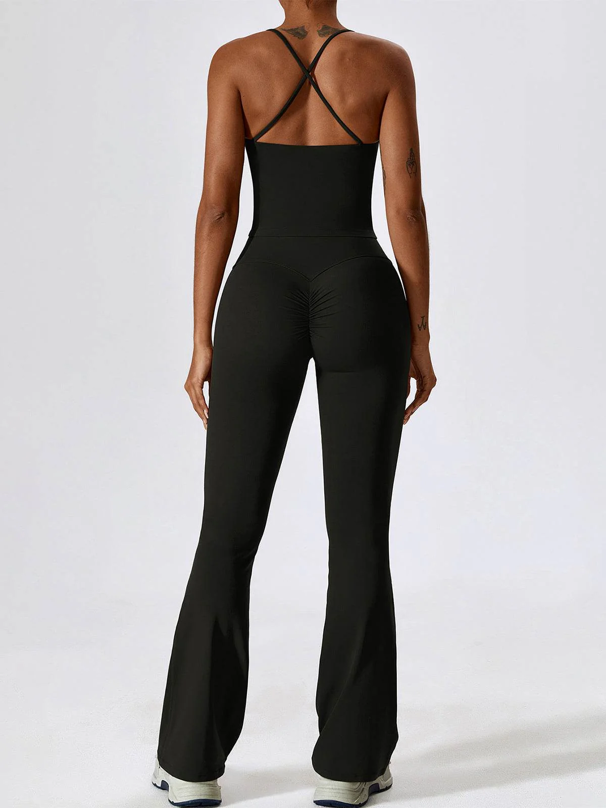 Sport Set with Crossover Strap Tank Top and Flared Pant - Artadvier