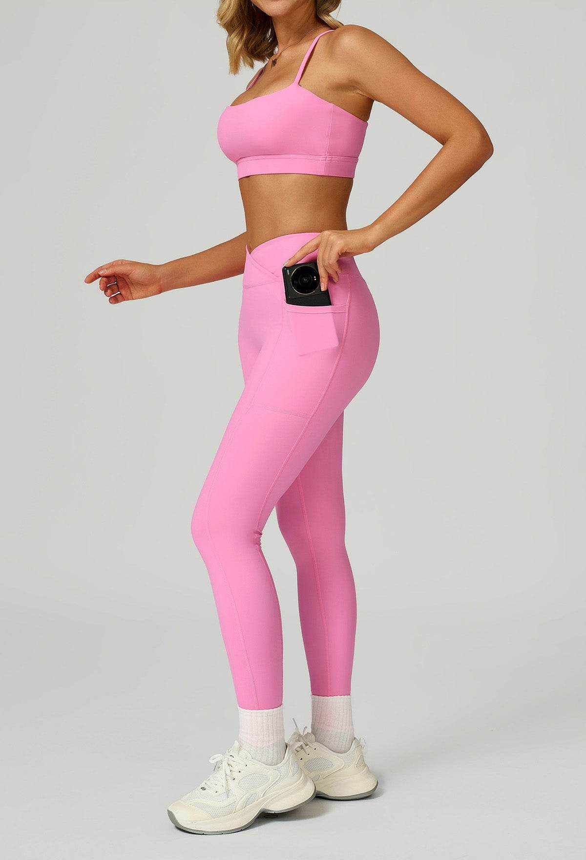Activewear Set with Cross Back Bra and Legging - Artadvier