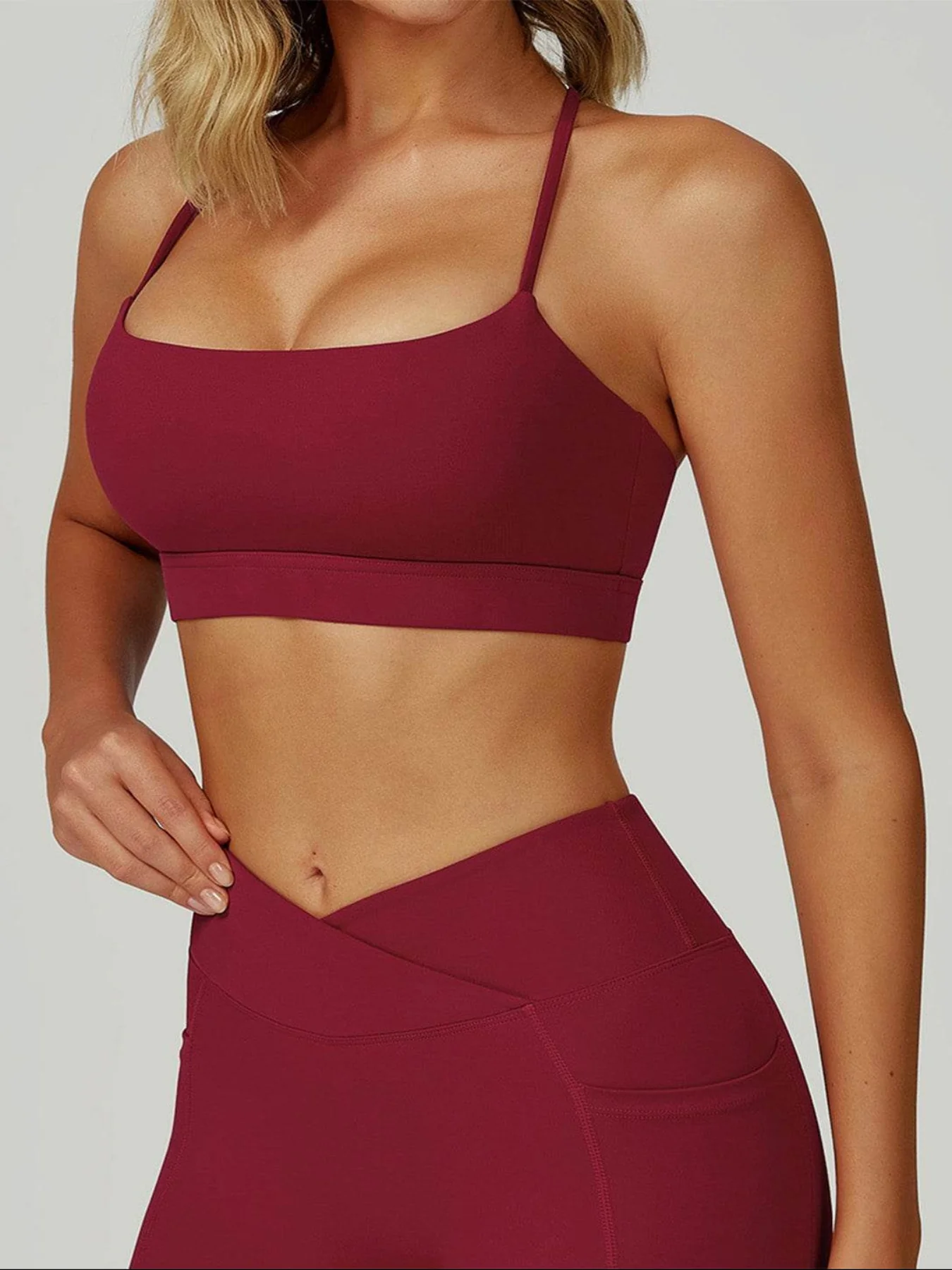 Cross Back Yoga Bra with Removable Chest Pad - Artadvier